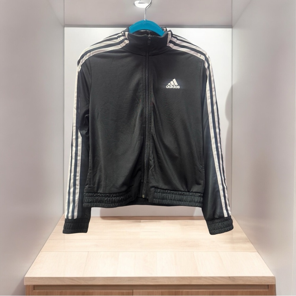 Adidas women’s extra small Black and white Track Jacket size 4-6